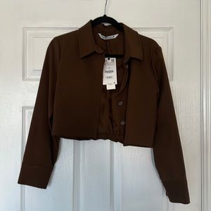 Zara Brown crop button top.